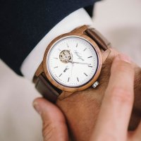 GAMSKAR automatické drevené hodinky s koženým náramkom