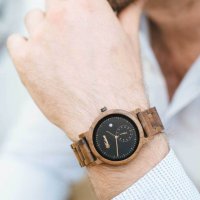 Maximilian čierne drevené hodinky